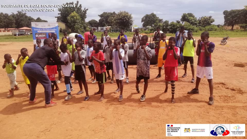 Activités interactives menées sur l'esplanade du marché à bétail de Gogounou